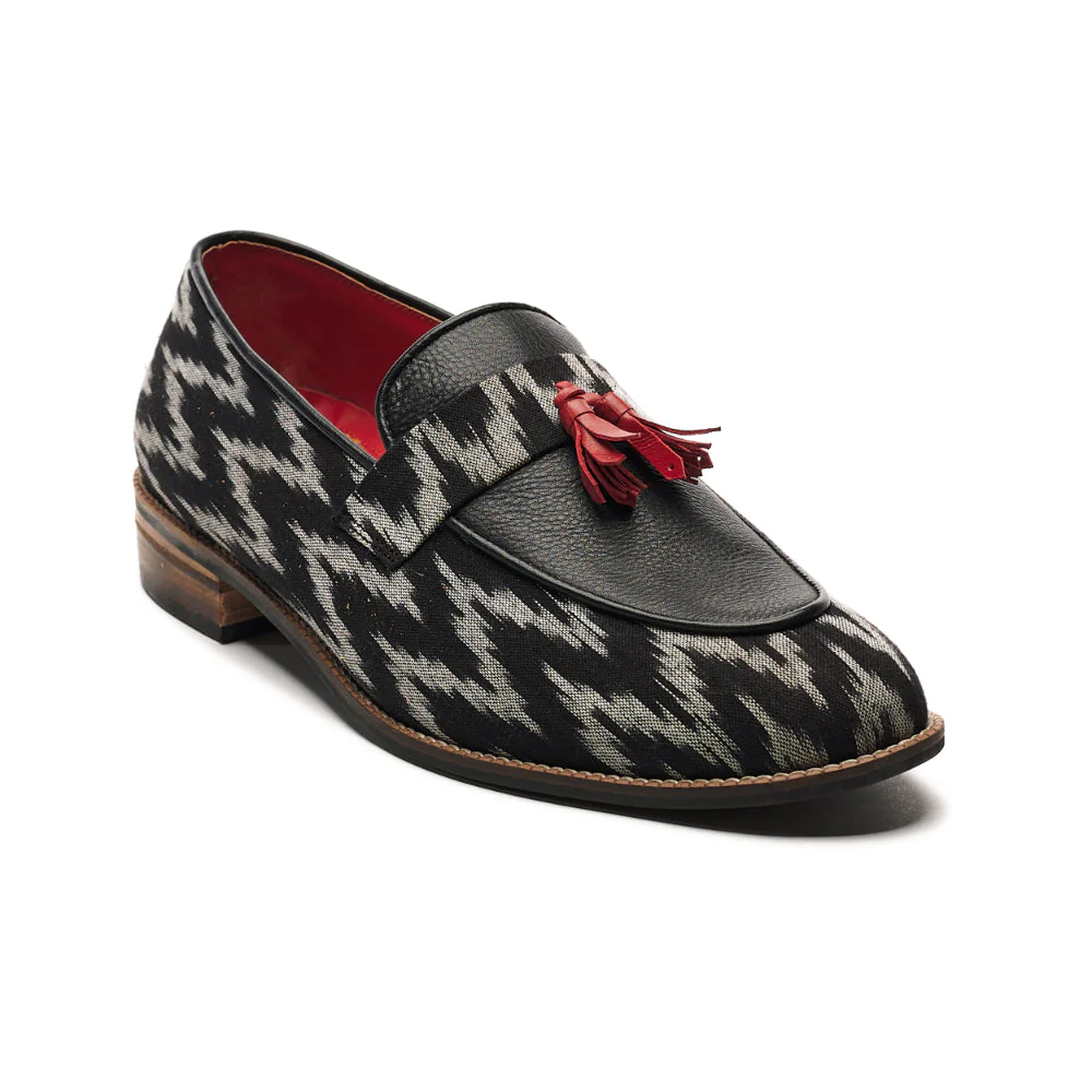 Ikat Loafers Men – Coal - Image 6